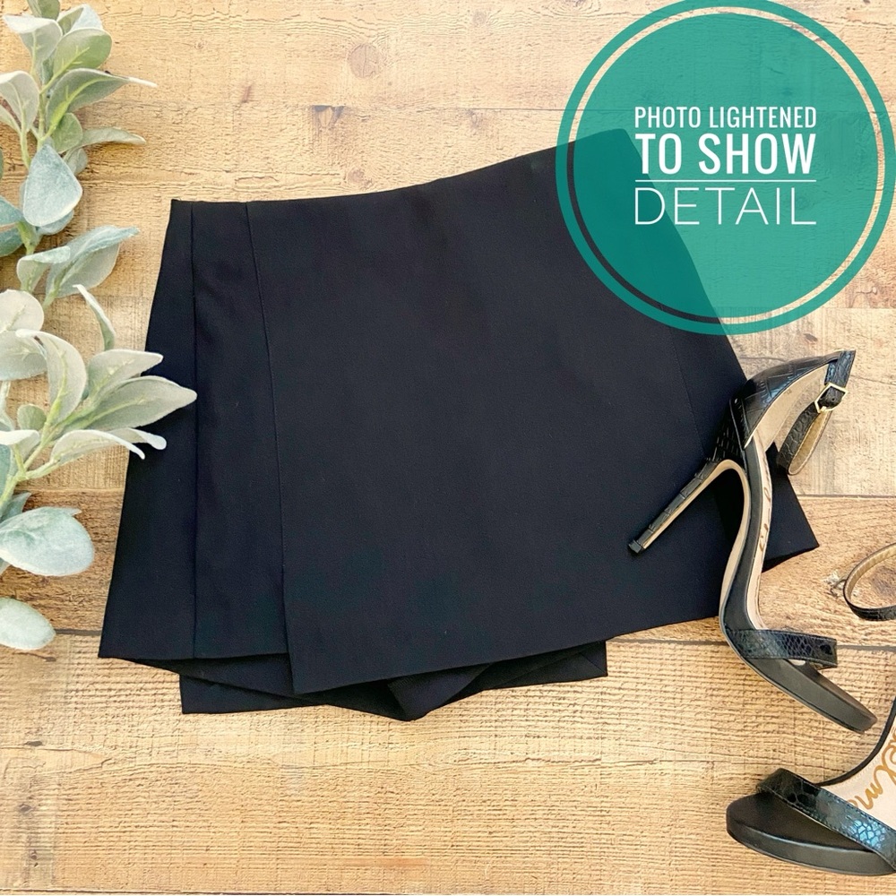 SKORT VICI Darling Black SKORT, Like New